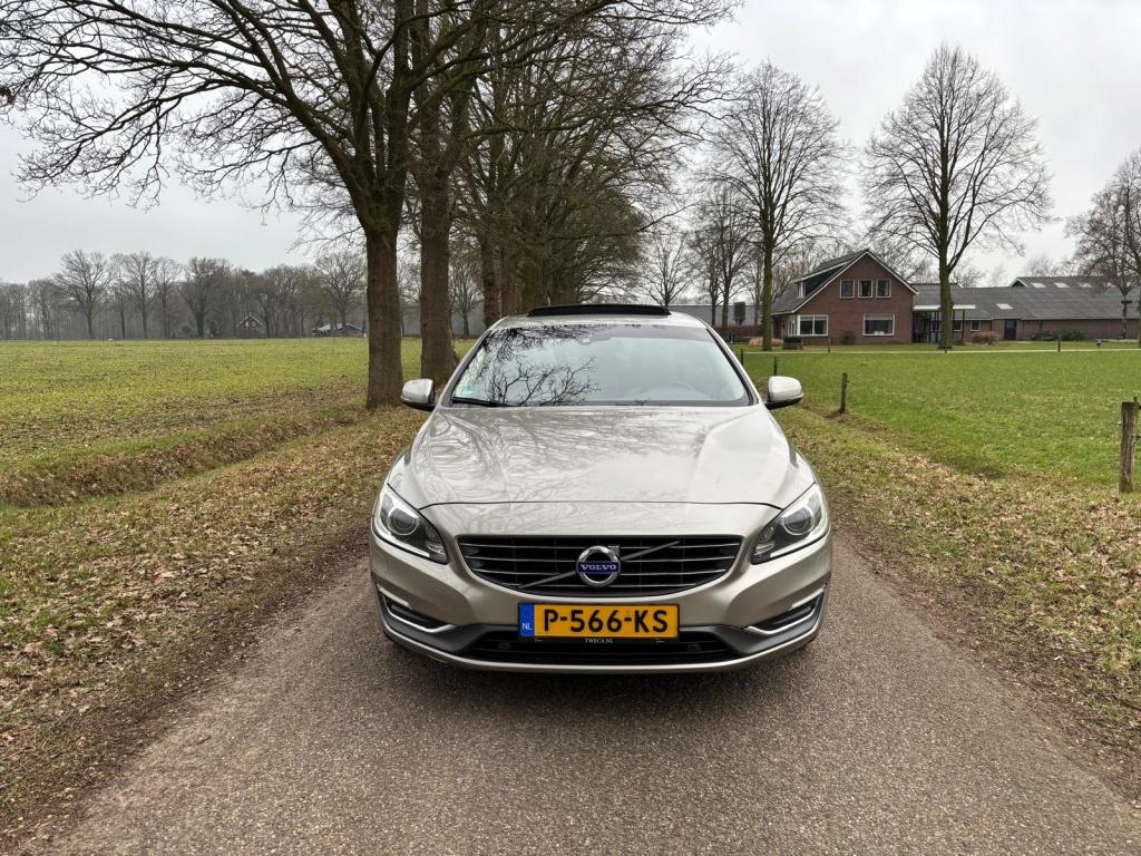 Volvo S60 2.0 T5 Summum | Schuif-/Kanteldak | Leder | Stoelv, Auto's, Volvo, Automaat, Gebruikt, Euro 6, 4 cilinders