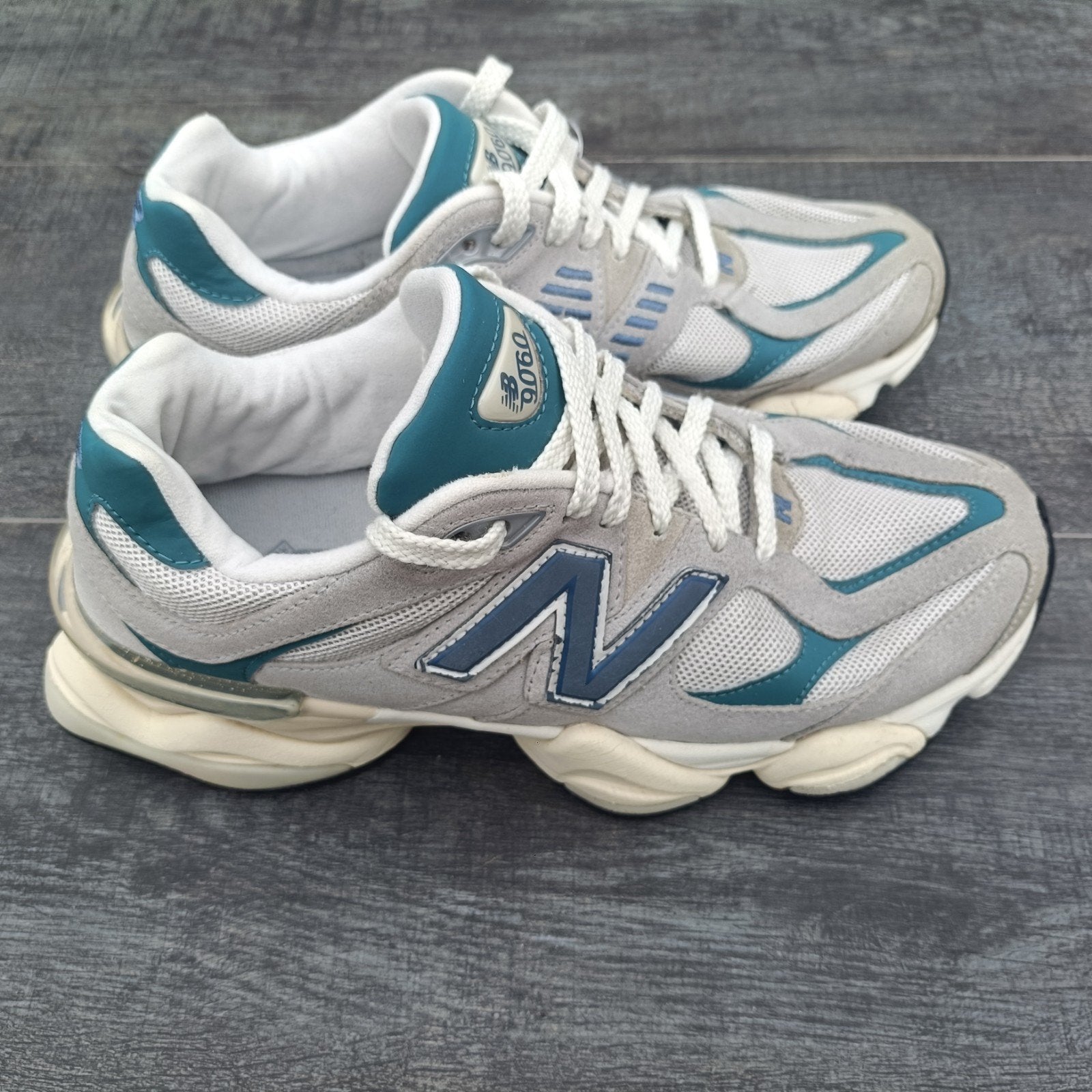 New Balance 9060 Maat 41,5 - izgst, Ophalen of Verzenden, Gedragen, New Balance 9060