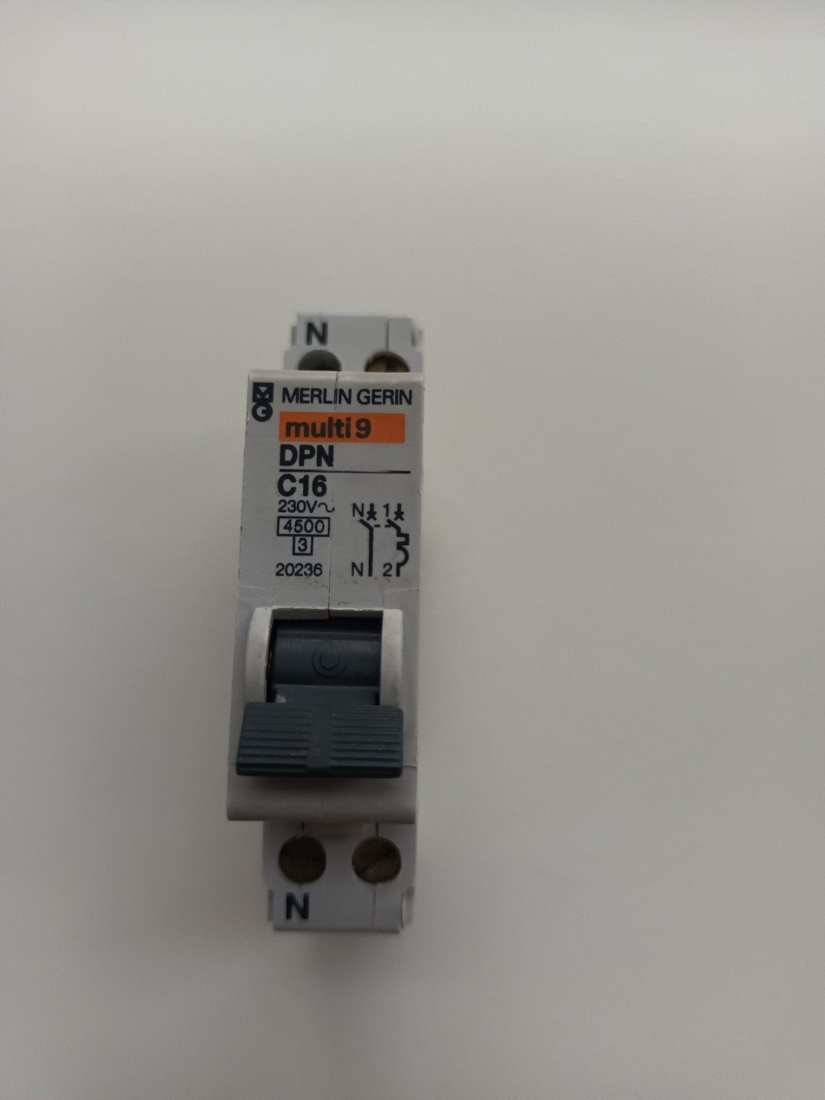 Merlin Gerin Multi 9 DPN C16 Ampère installatieautomaat, Ophalen of Verzenden, Gebruikt