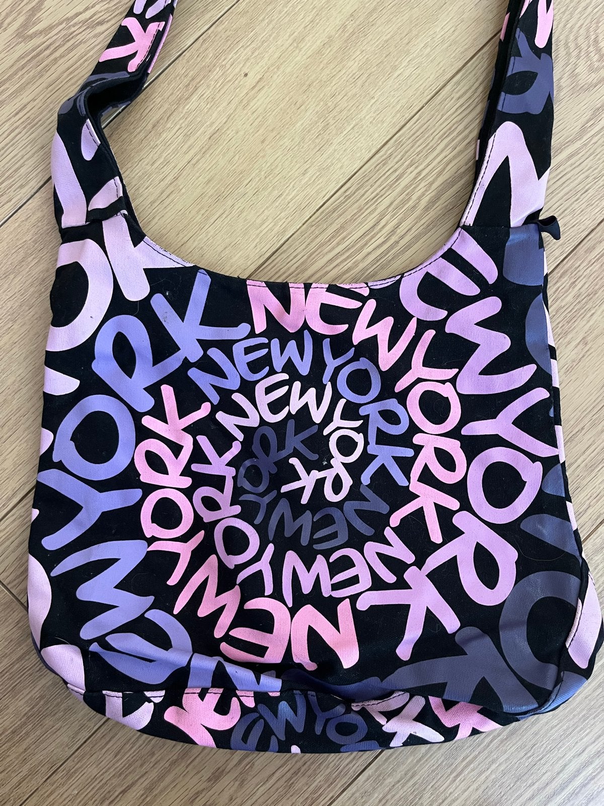 New York schoudertas - Zwart, paars, roze, Ophalen of Verzenden, Gebruikt, Zwart, Schoudertasje