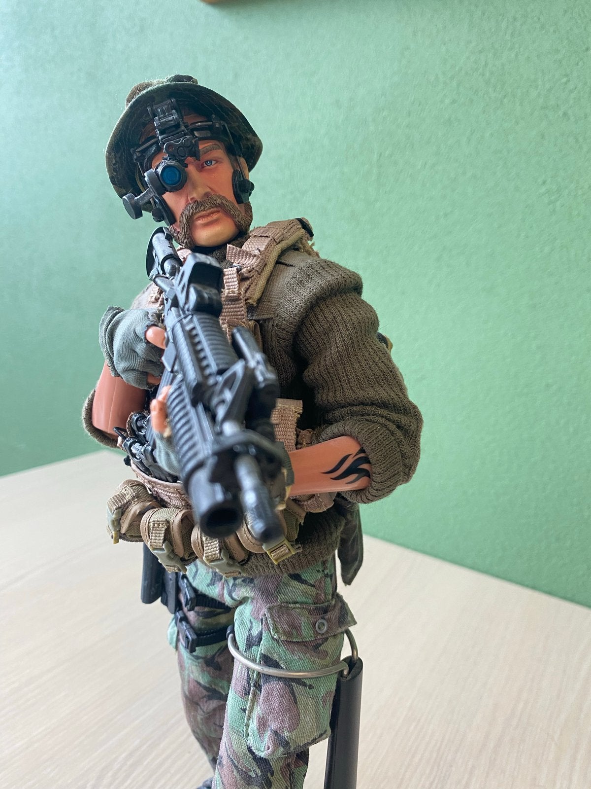 Custom 1/6 COD MW Captain Price figuur, Verzenden, Gebruikt