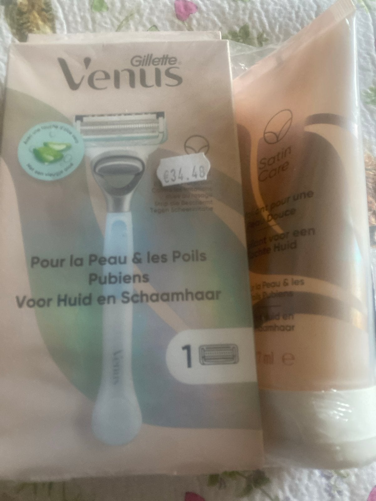 Gillette Venus Scheermesje & Satin Care Scheergel Set, Ophalen of Verzenden, Nieuw, Overige typen