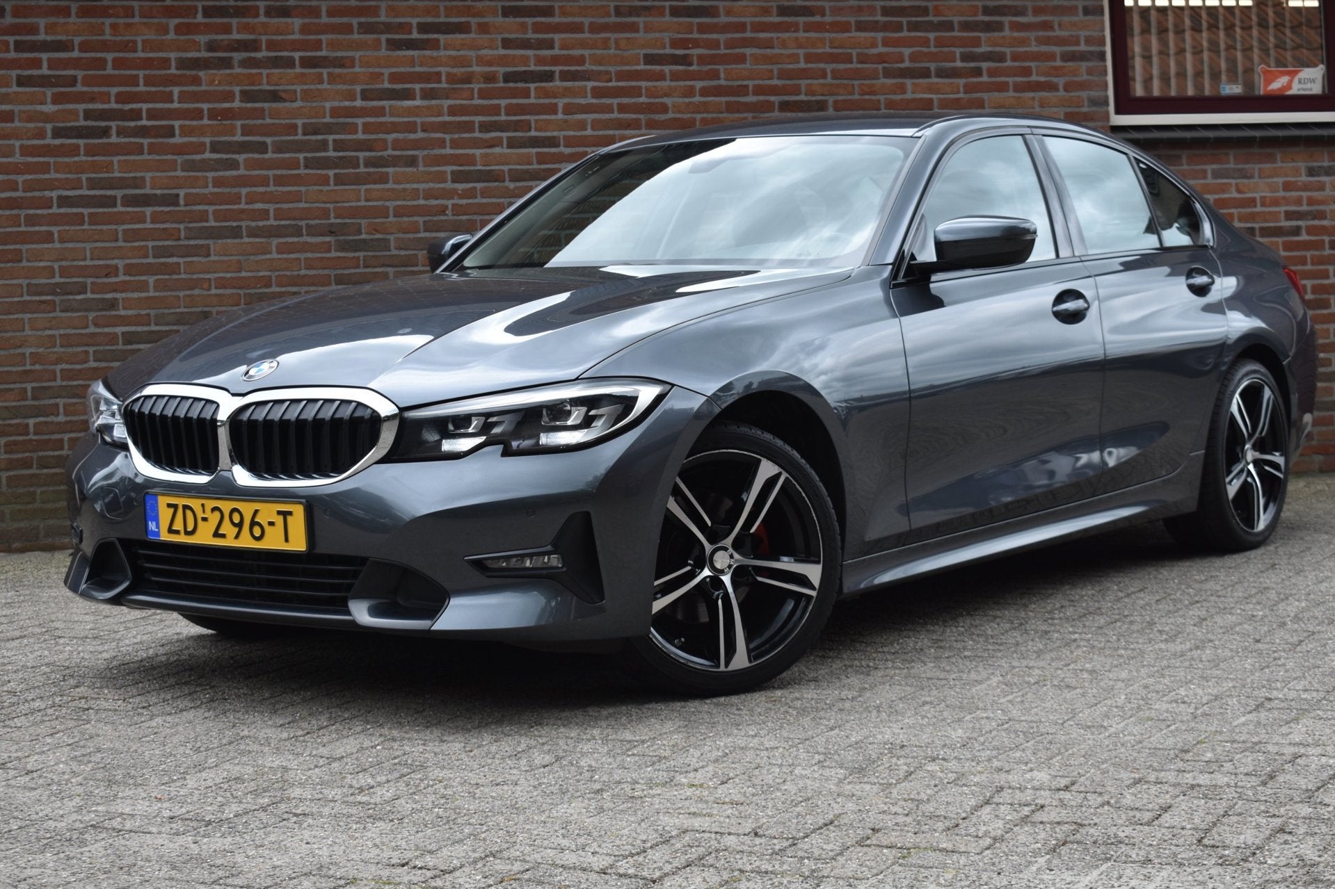 BMW 3-serie 320i Executive Edition '19 LED Navi Clima Cruise, Auto's, BMW, Automaat, 1998 cc, Achterwielaandrijving, Gebruikt