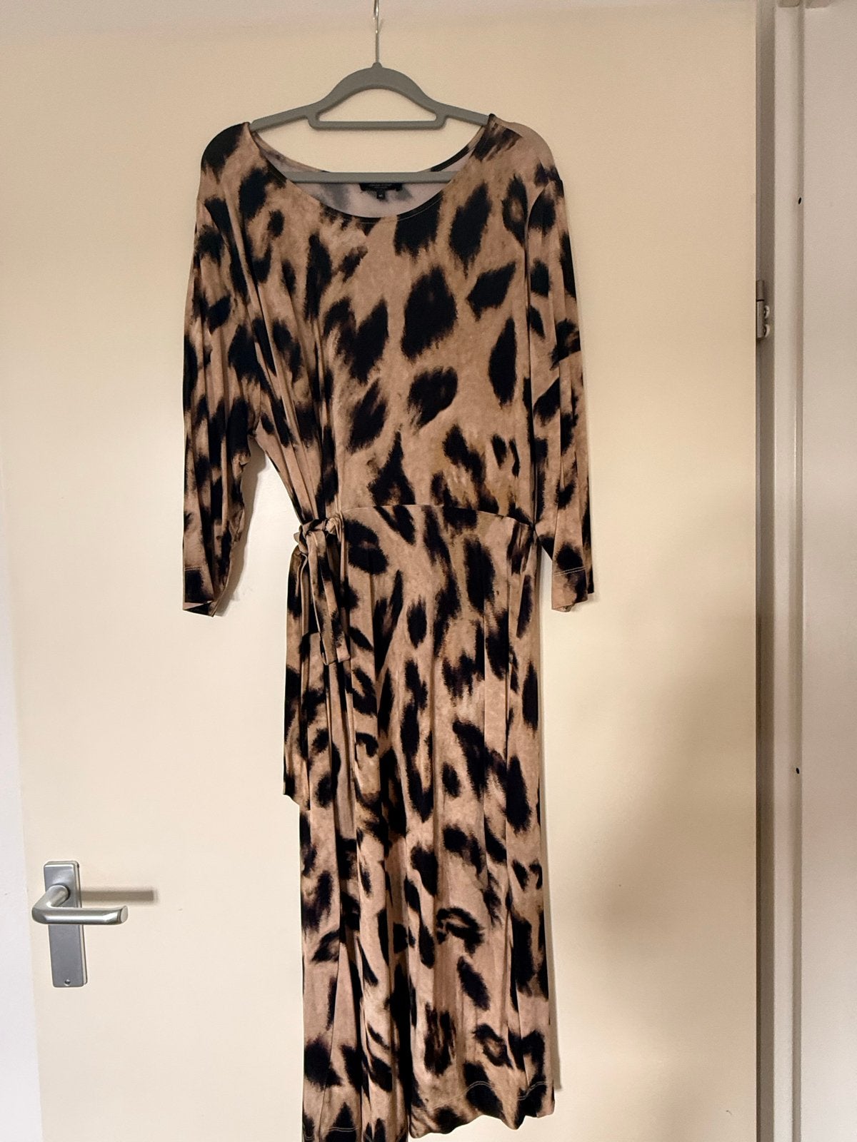 Claudia Sträter jurk met luipaardprint - Maat 46, Ophalen, Meerkleurig, Maat 46/48 (XL) of groter, Zo goed als nieuw