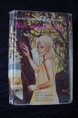 NIET ENKEL ROZEN   Max de Lange-Praamsma Omnibus, Ophalen of Verzenden, Gelezen, Nederland