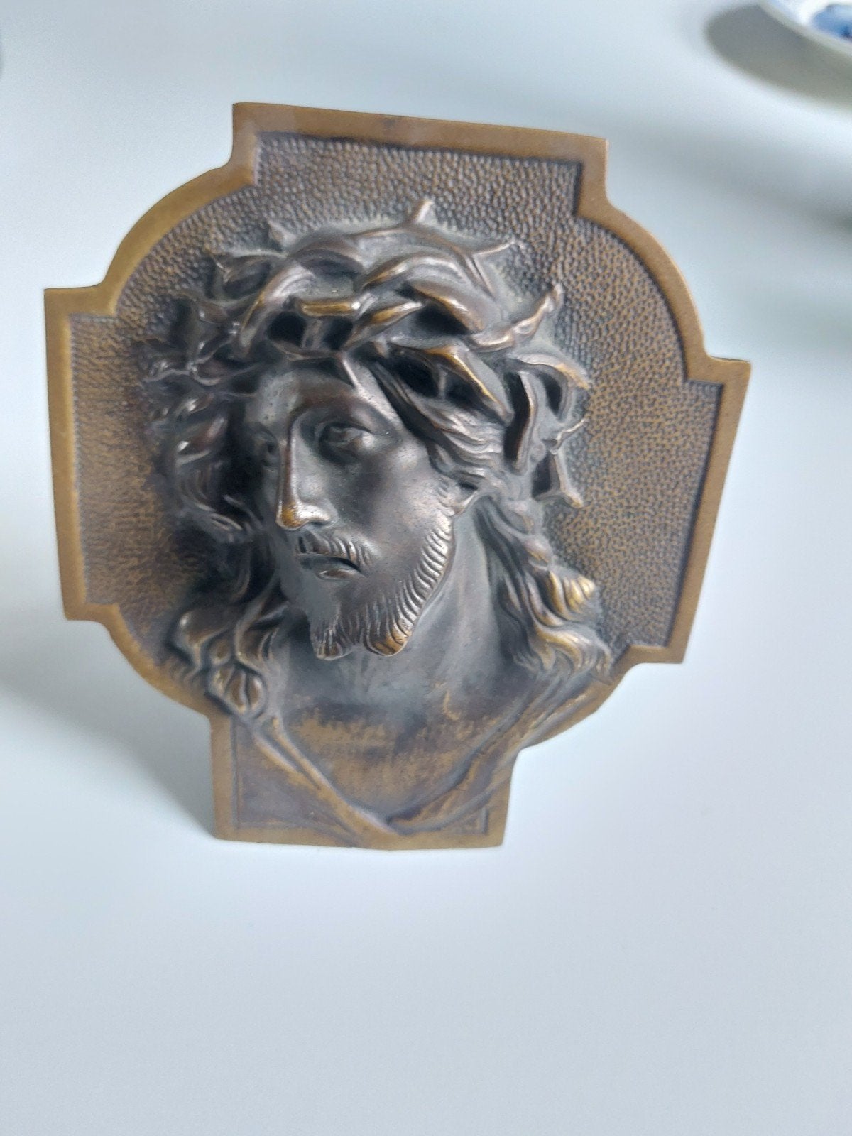 Antiek bronzen Jezus Christus kruisbeeld met standaard, Ophalen of Verzenden