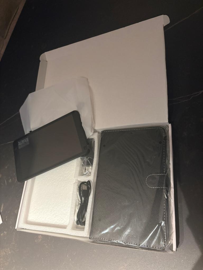 Nha tablet met hoes en oplader en oortjes, Computers en Software, Android Tablets, Ophalen of Verzenden, Nieuw, 8 inch, 16 GB
