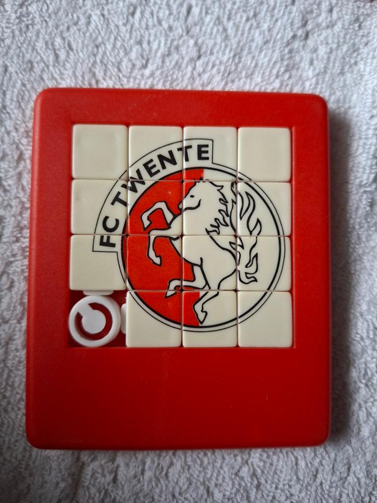Spelletje FC Twente, Ophalen of Verzenden, Zo goed als nieuw, F.C. Twente, Vaantje of Sjaal