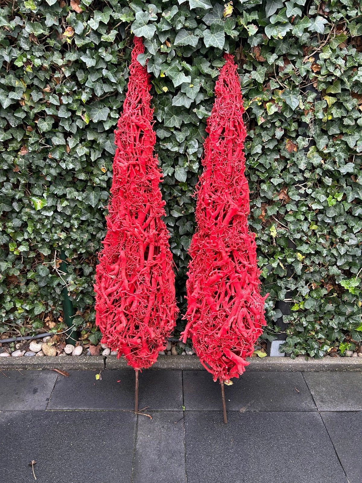 2 Rode gevlokte fluwelen bomen, Huis en Inrichting, Woonaccessoires | Kunstplanten en Kunstbloemen, Ophalen, Zo goed als nieuw