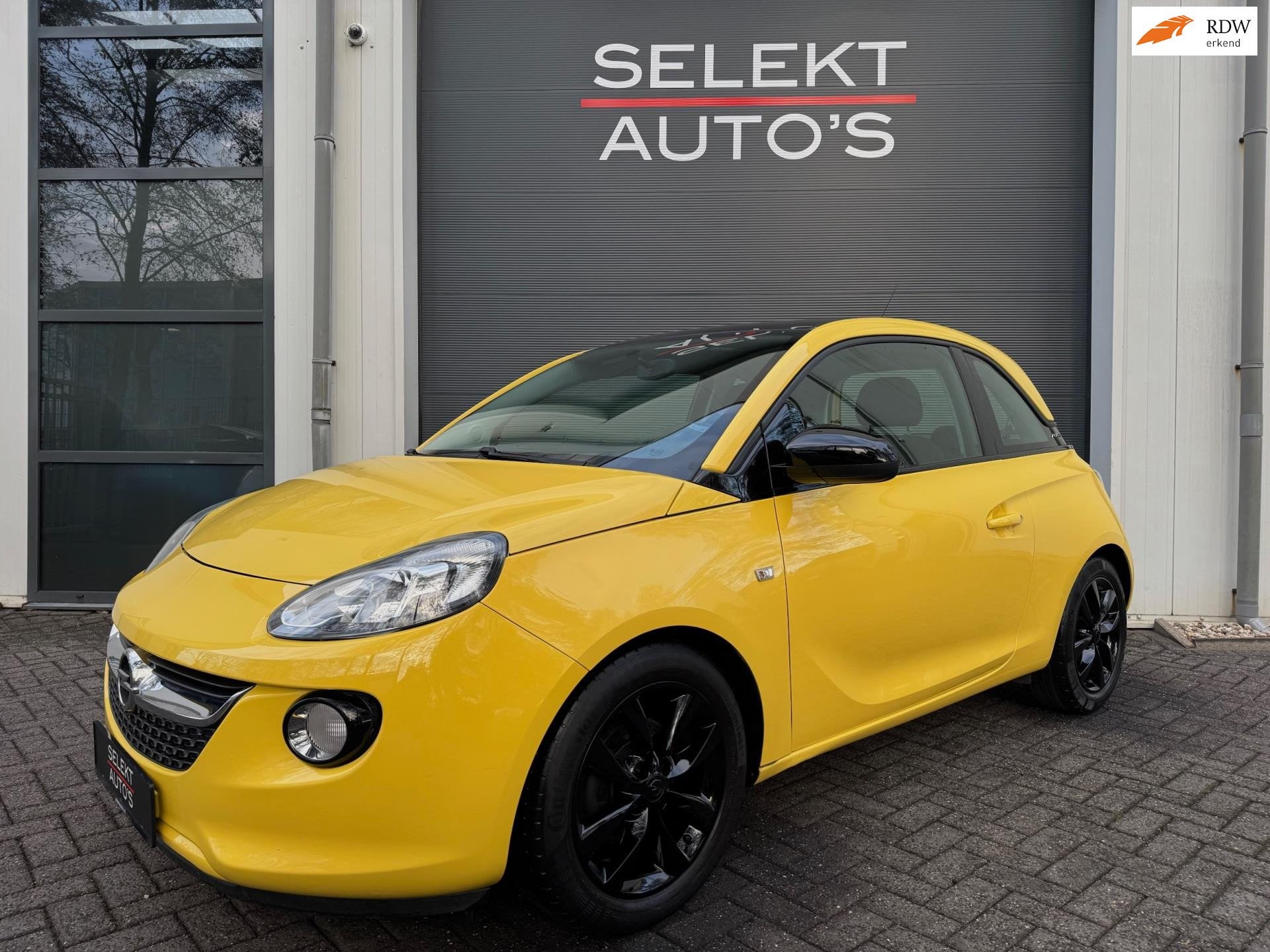 Opel ADAM 1.2 Slam Panoramadak/Cruise Control/Airco/Bluetoot, Auto's, Opel, Voorwielaandrijving, Gebruikt, Zwart, 4 cilinders