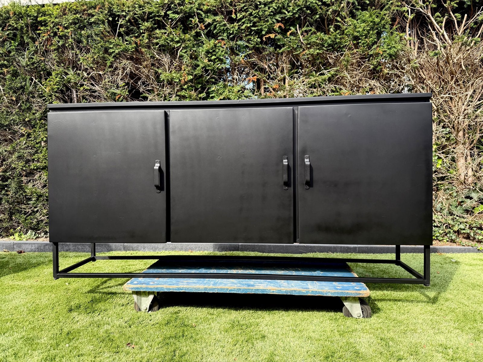 Industrieel Dressoir van Giga Meubel 180cm- Zwart metaal, Ophalen, 150 tot 200 cm, Zo goed als nieuw, Metaal