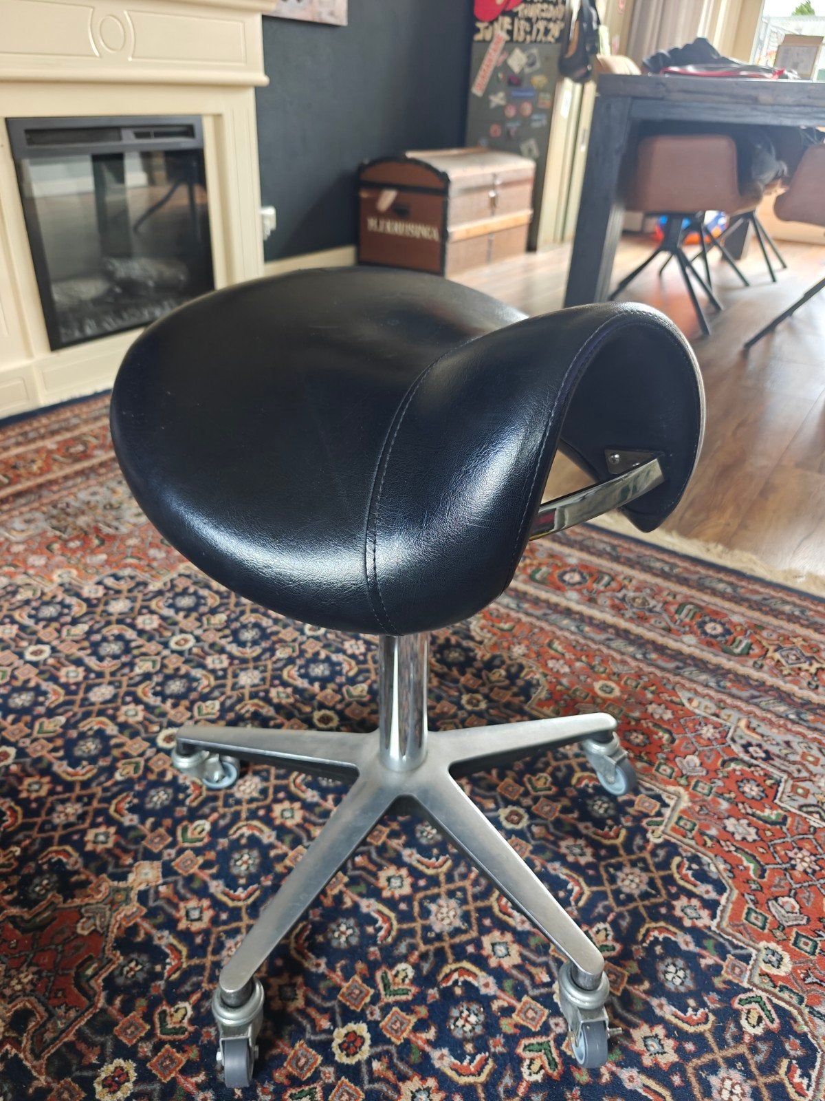 Ergonomische zadelkruk, in hoogte verstelbaar, nieuwe wielen, Ophalen, In hoogte verstelbaar