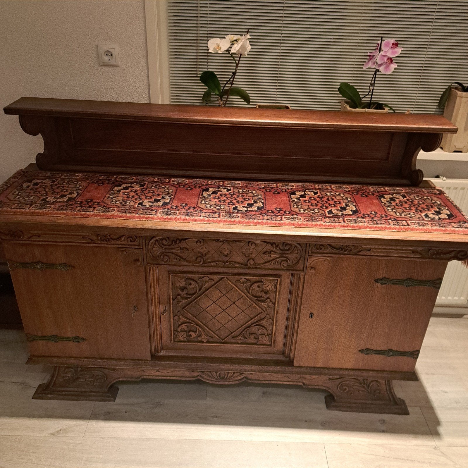 Dressoir!, Ophalen, Gebruikt