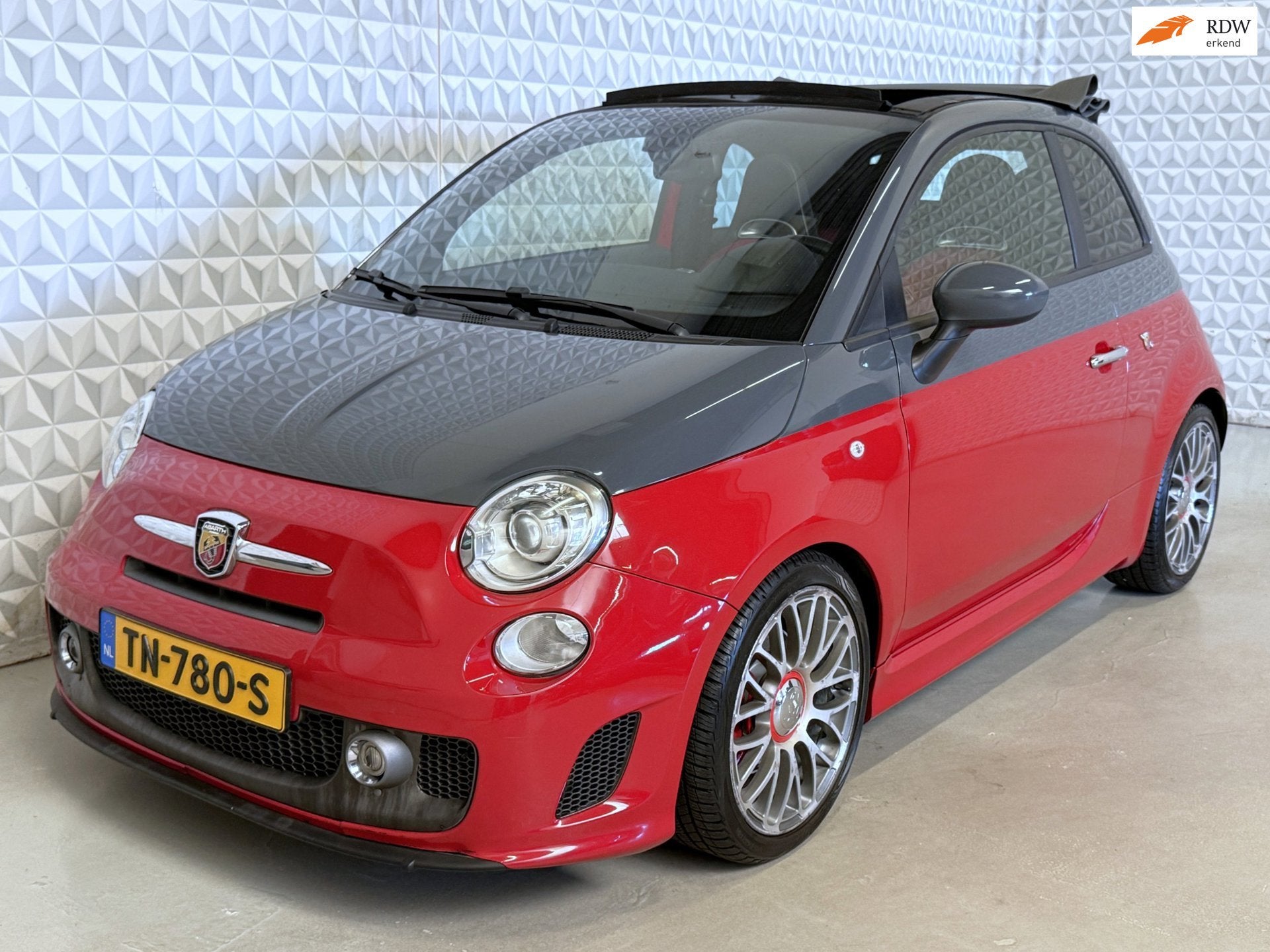 Fiat 500 1.4 T-Jet Abarth Competizione AUTOMAAT CABRIO (2012, Auto's, Euro 5, 15 km/l, Gebruikt, 4 cilinders