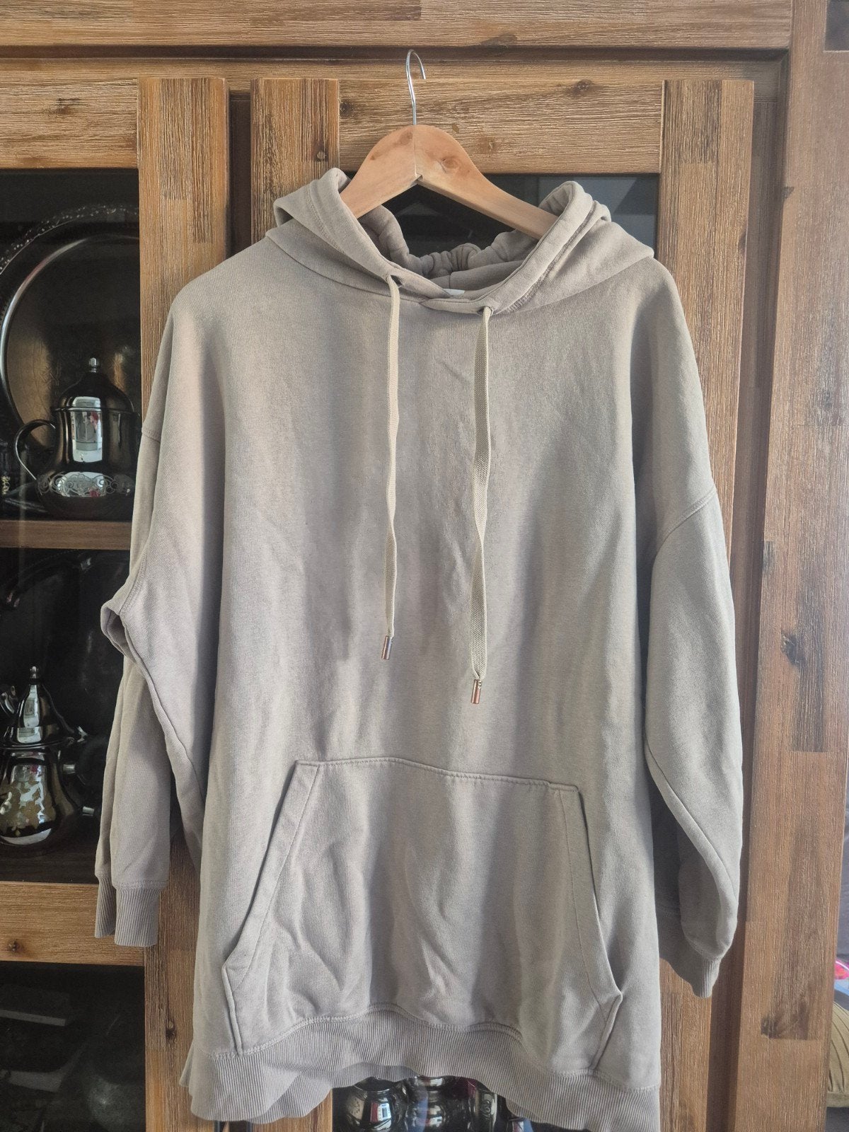 H&M Hoodie  - Maat M - Beige, Kleding | Dames, H&M, Beige, Zo goed als nieuw, Ophalen