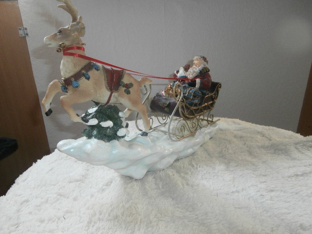Kerstman met Arreslee en Rendier, Diversen, Ophalen of Verzenden, Zo goed als nieuw