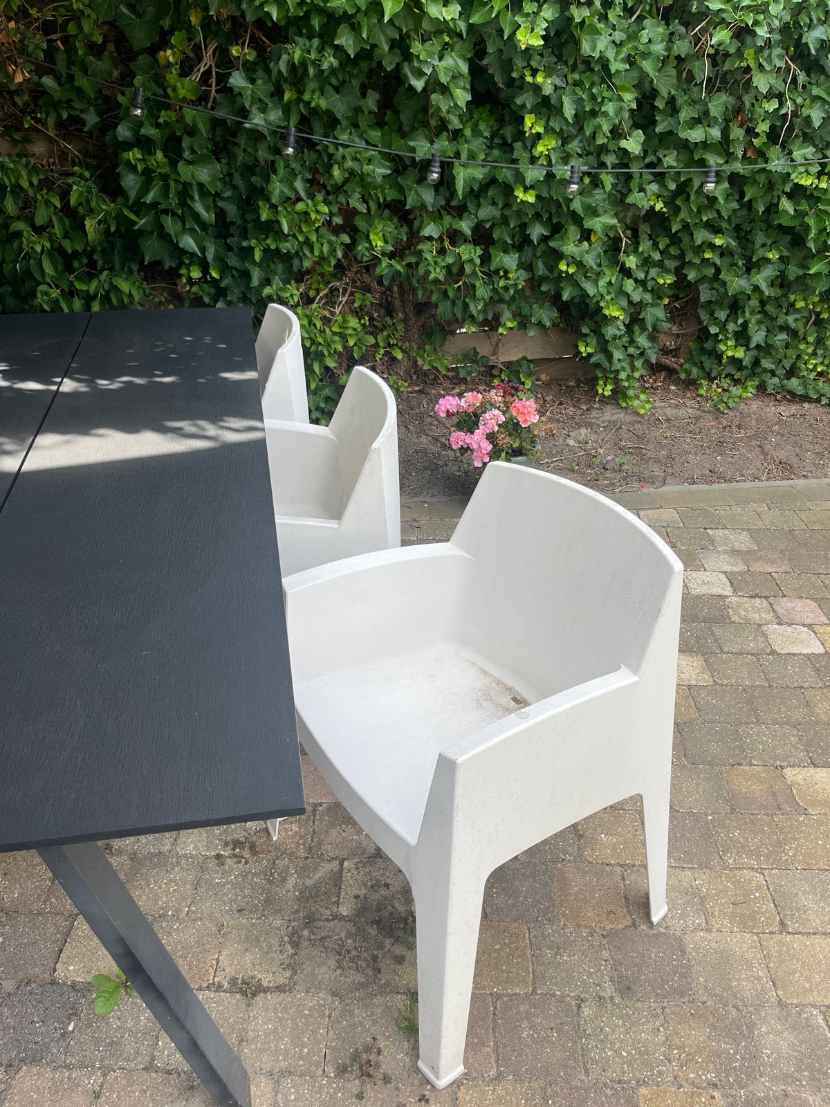 6 kuipstoelen wit, Ophalen, Gebruikt, Kunststof