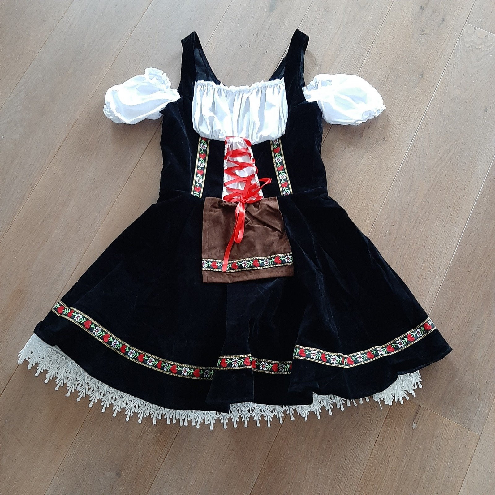 Dirndl inclusief blouse maat M, Kleding | Dames, Maat 38/40 (M), Nieuw, Ophalen of Verzenden, Overige thema's