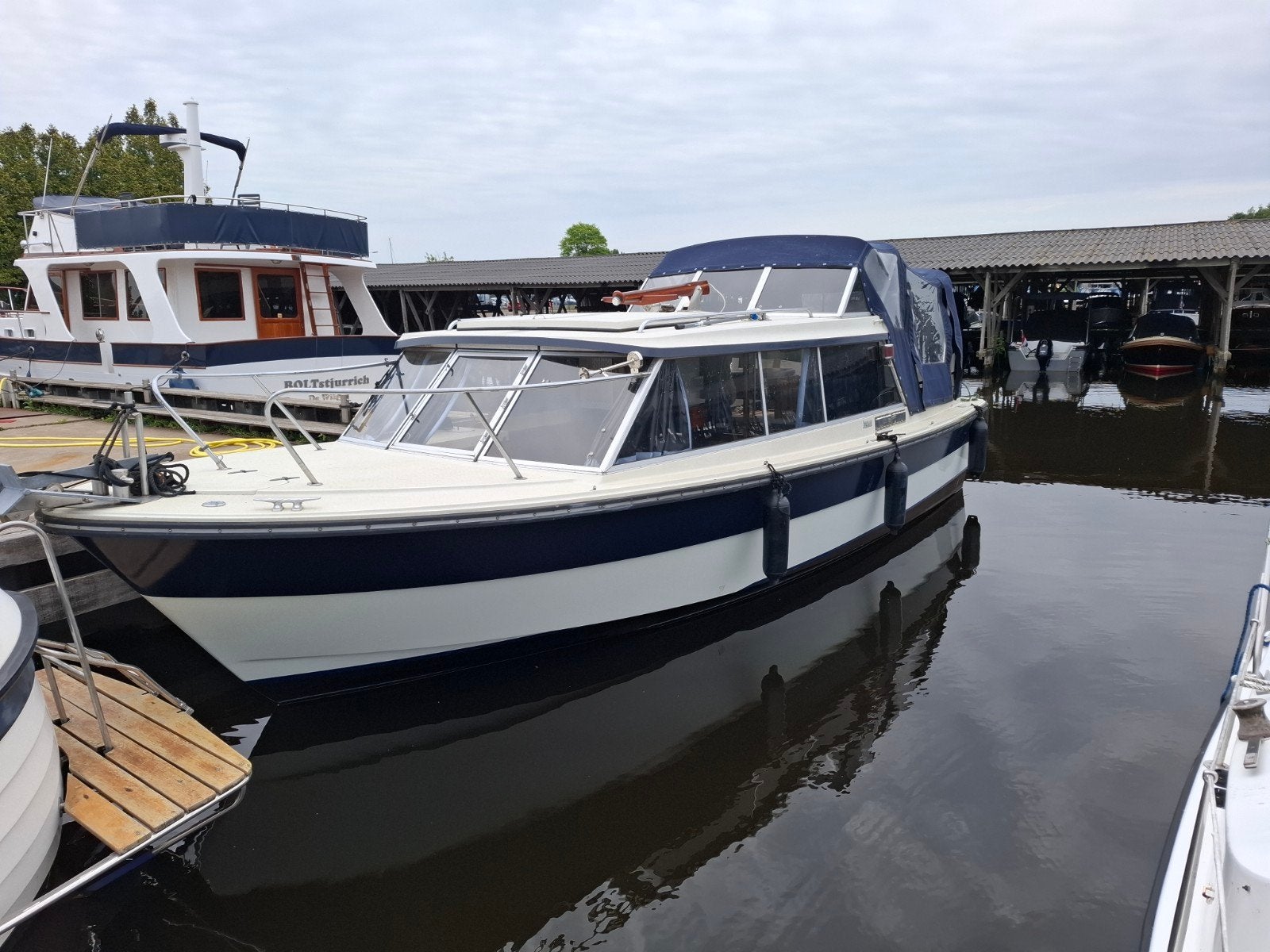 Prachtige kmv 27 plesir met boegschroef bijna gelijk vloers, Watersport en Boten, 3 m, Overige merken, 9 m, Gebruikt