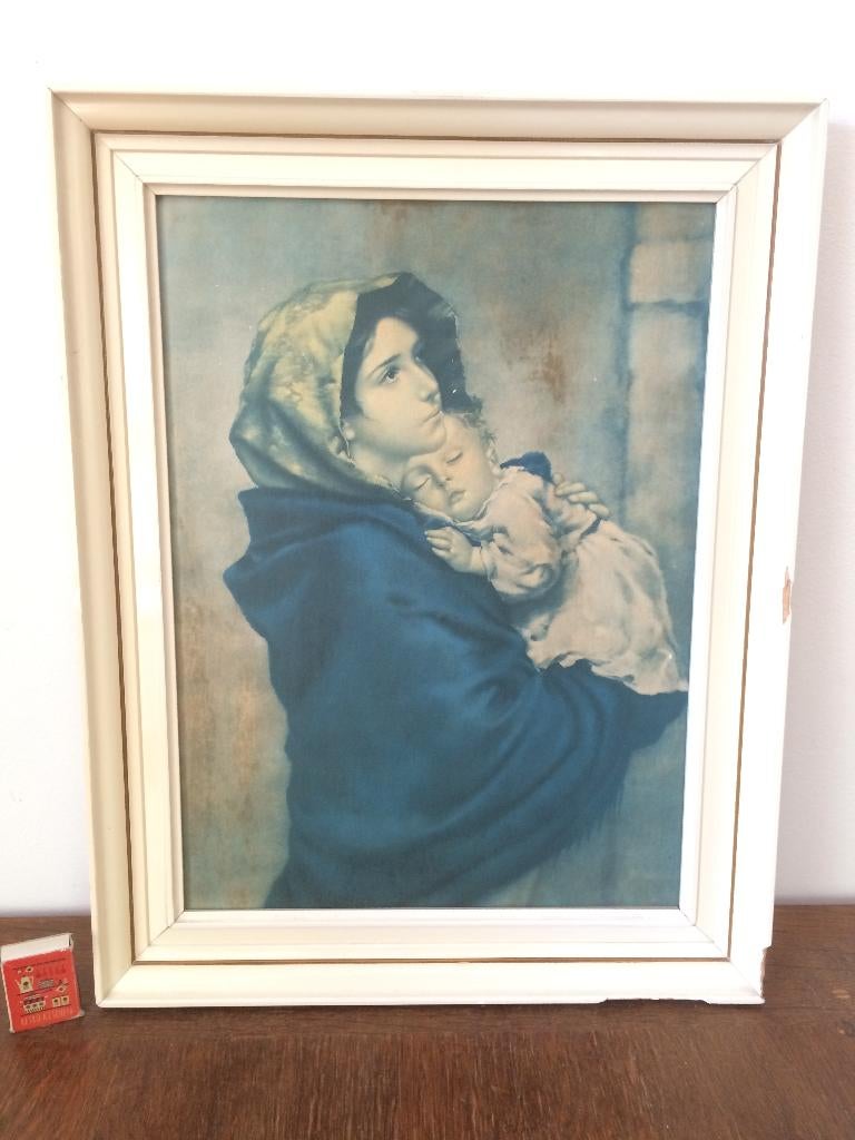 Vrouw met baby tegen haar borst met Maria blauwe mantel, Minder dan 50 cm, Ophalen of Verzenden, Zo goed als nieuw, Schilderij