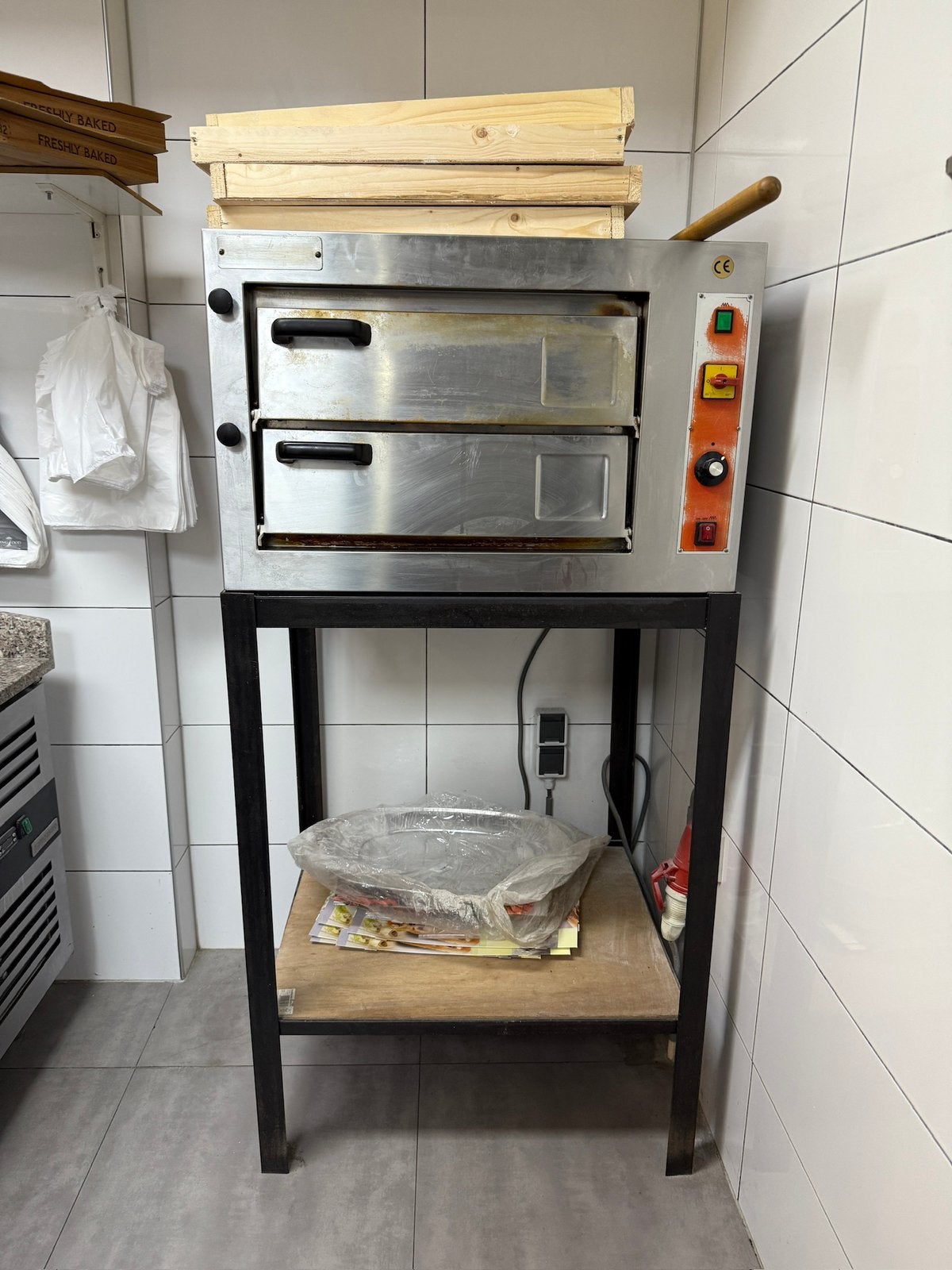 Dubbele Pizza Oven 400v incl. Standaard, Witgoed en Apparatuur, Ophalen, Gebruikt, Minder dan 45 cm