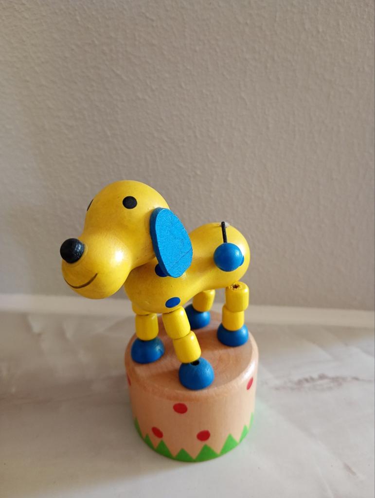 Houten drukpoppetje hond, Verzamelen, Poppetjes en Figuurtjes, Ophalen of Verzenden, Zo goed als nieuw