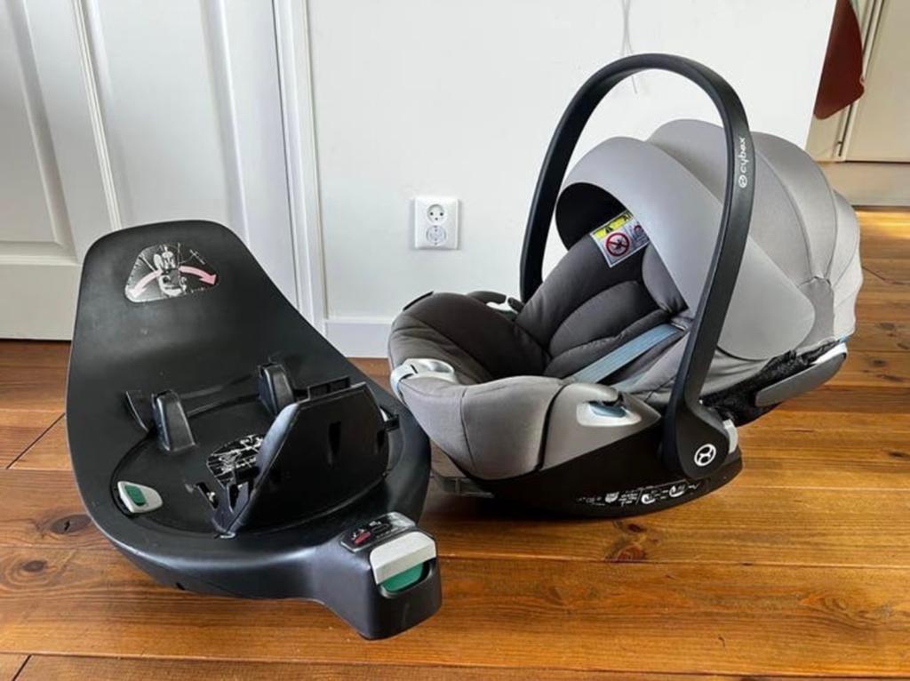 Cybex Cloud Z I-size autostoel + Base Z 360 + insectennet, Kinderen en Baby's, Autostoeltjes, Slaapstand, Zo goed als nieuw, Isofix
