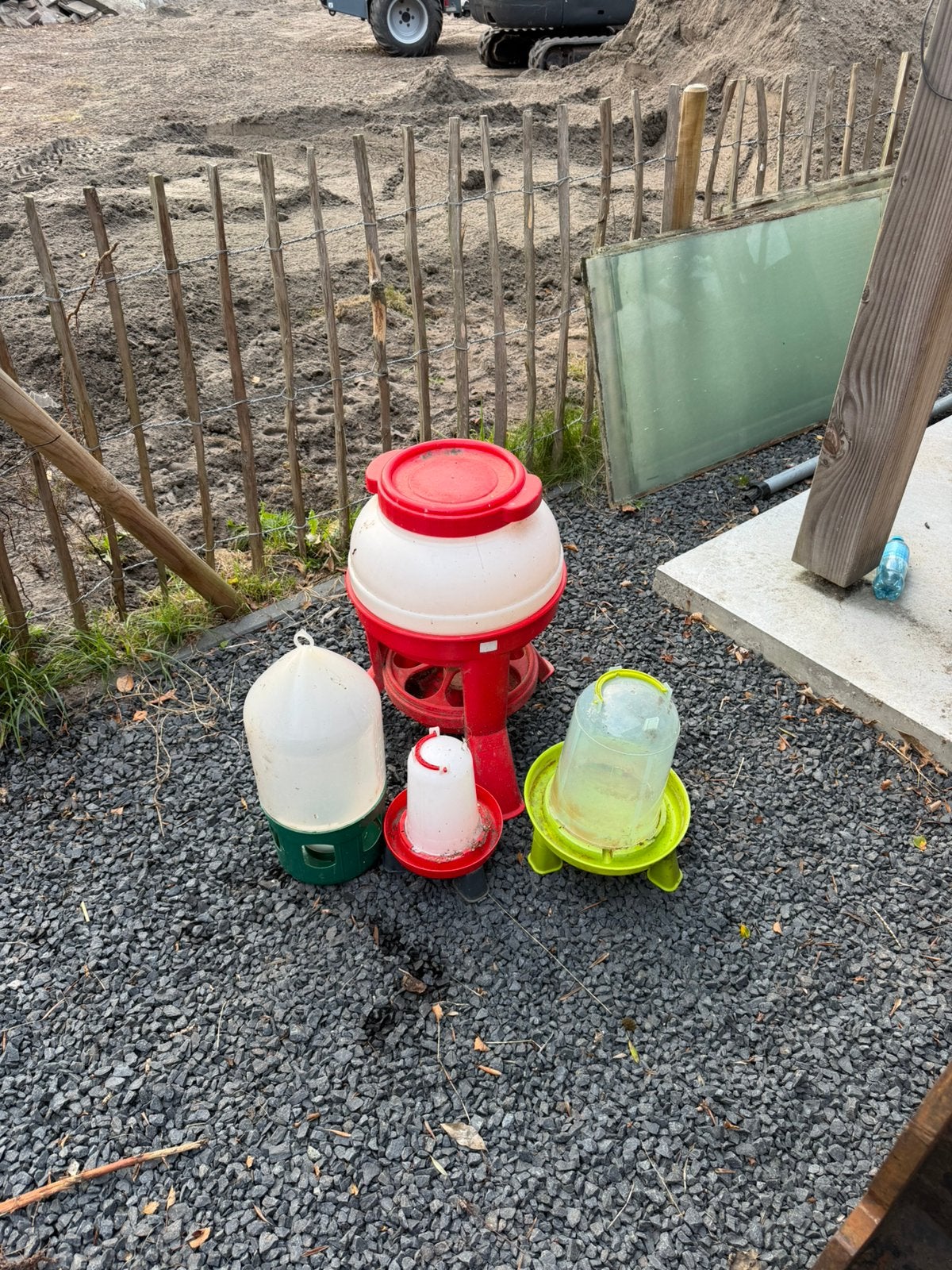 Waterbakken kip, Ophalen, Zo goed als nieuw, Drinken en Voederen