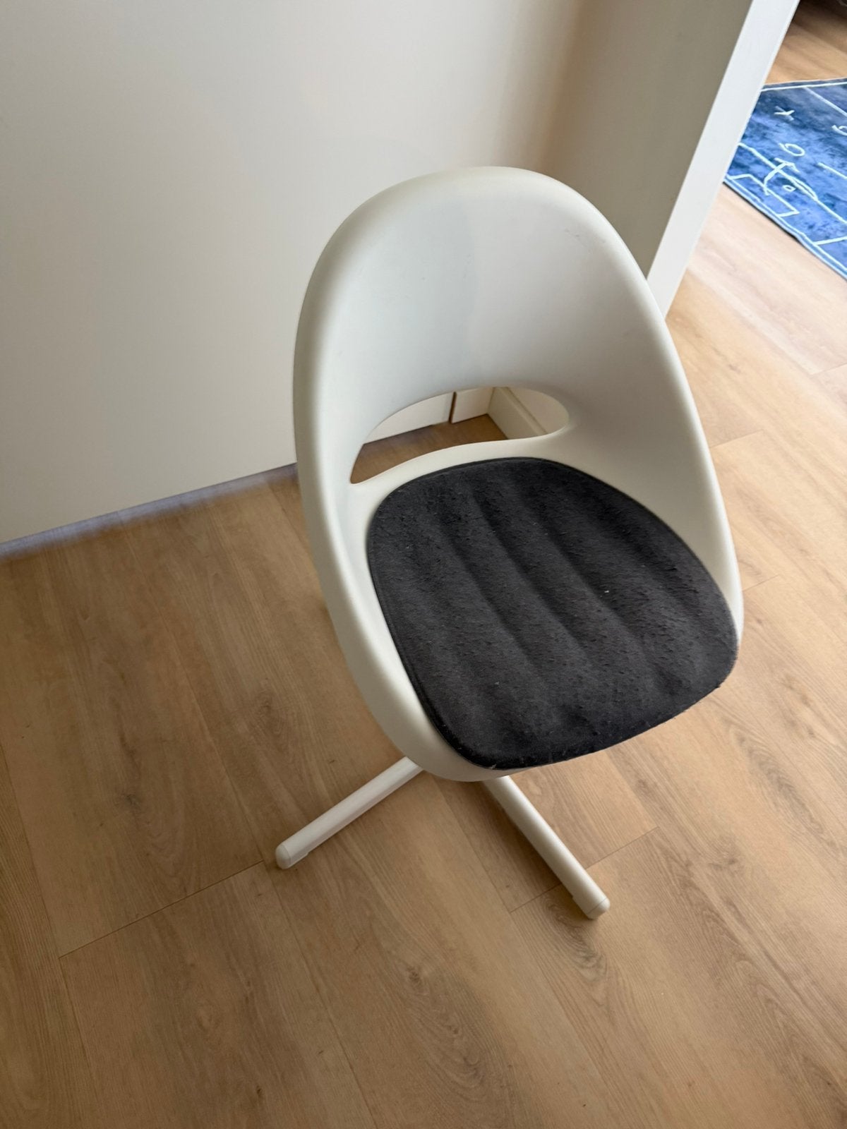 Bureau stoel ikea, Ophalen, Zo goed als nieuw, Zwart