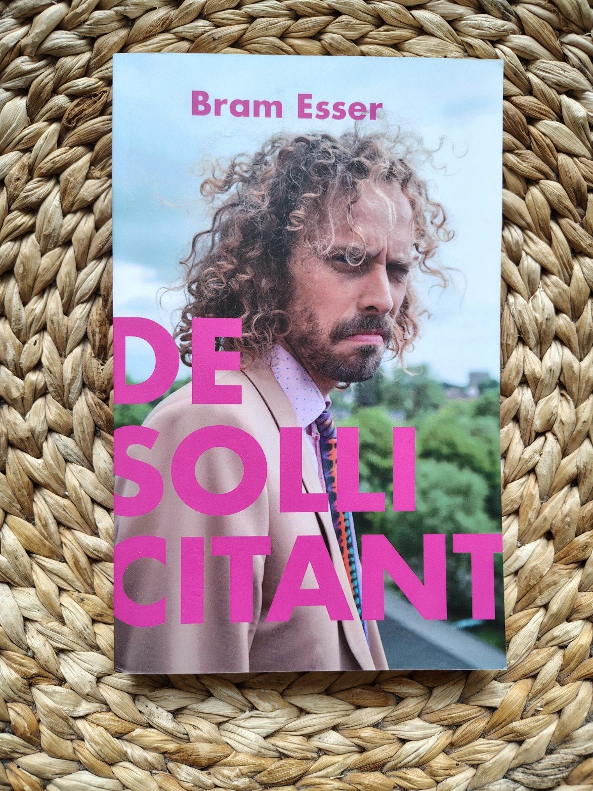 Bram Esser - De sollicitant, Ophalen of Verzenden, Zo goed als nieuw