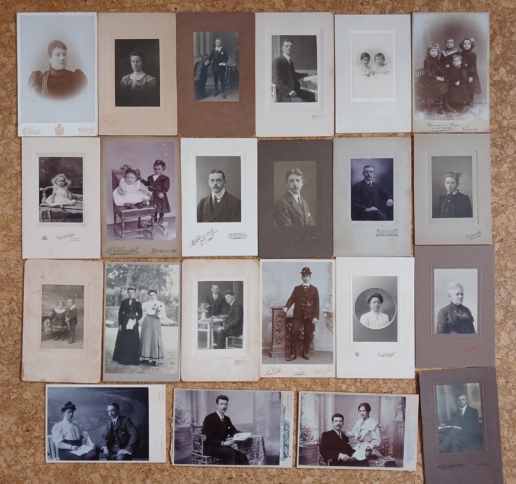 partij van 22 Nederlandse kabinetfoto's kind man vrouw stel, Gebruikt, Verzenden, Foto, Voor 1940
