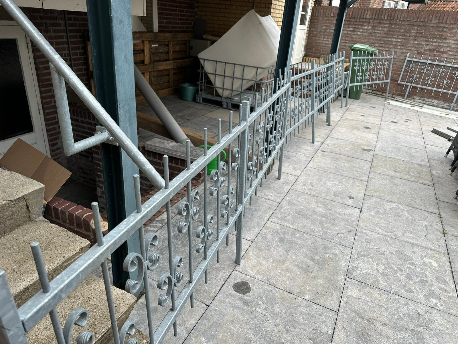 Gegalvaniseerde (balkon)hekken te koop, Tuin en Terras, Tuinhekken en Hekwerk, Ophalen, IJzer