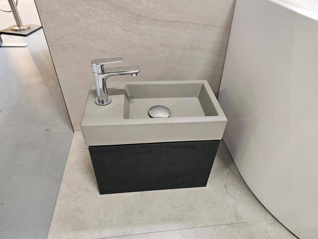 Beton fontein met kastje, Ophalen, Nieuw