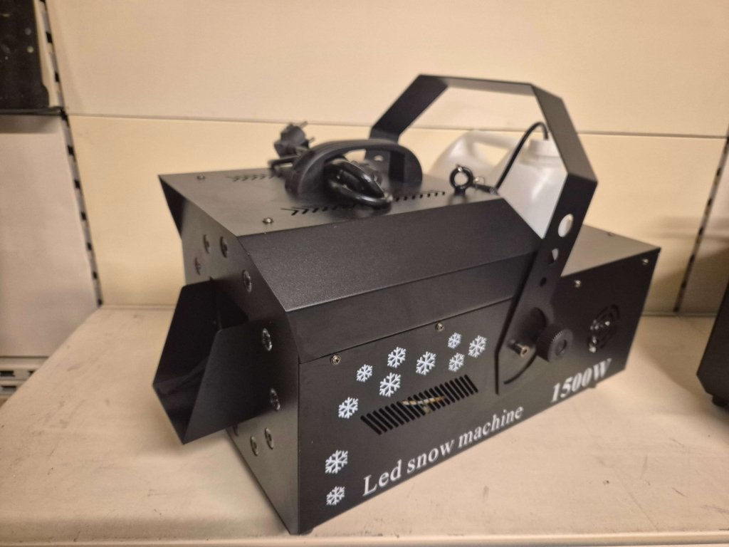 1500w sneeuwmachine 12LEDs met controller en dmx, Info@handelz.nl, Overige typen, Ophalen of Verzenden, Zo goed als nieuw