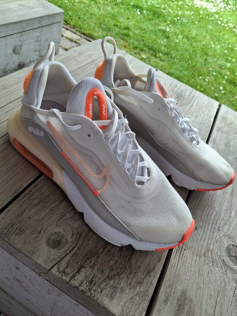 Stoere Nike Air sneakers dames maat 41, Wit, Nike, Ophalen of Verzenden, Sneakers of Gympen