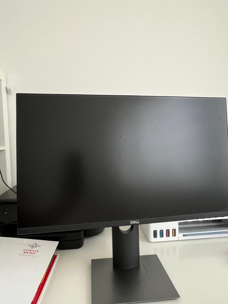 Dell monitor zgan, Computers en Software, Monitoren, Ophalen, IPS, Full HD, Zo goed als nieuw