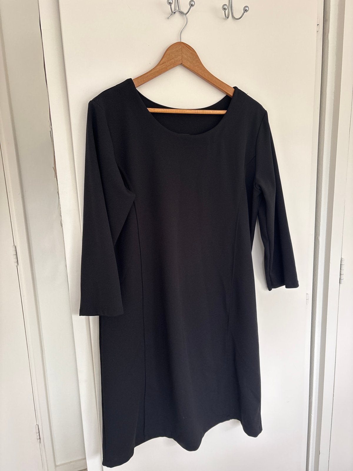 Zwarte jurk van FOS Amsterdam, maat XL, Zwart, Maat 46/48 (XL) of groter, Ophalen of Verzenden, Zo goed als nieuw