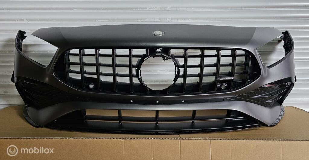 mercedes W177 amg bumper A35 voorbumper FACELIFT, Gebruikt, Voor, Ophalen of Verzenden