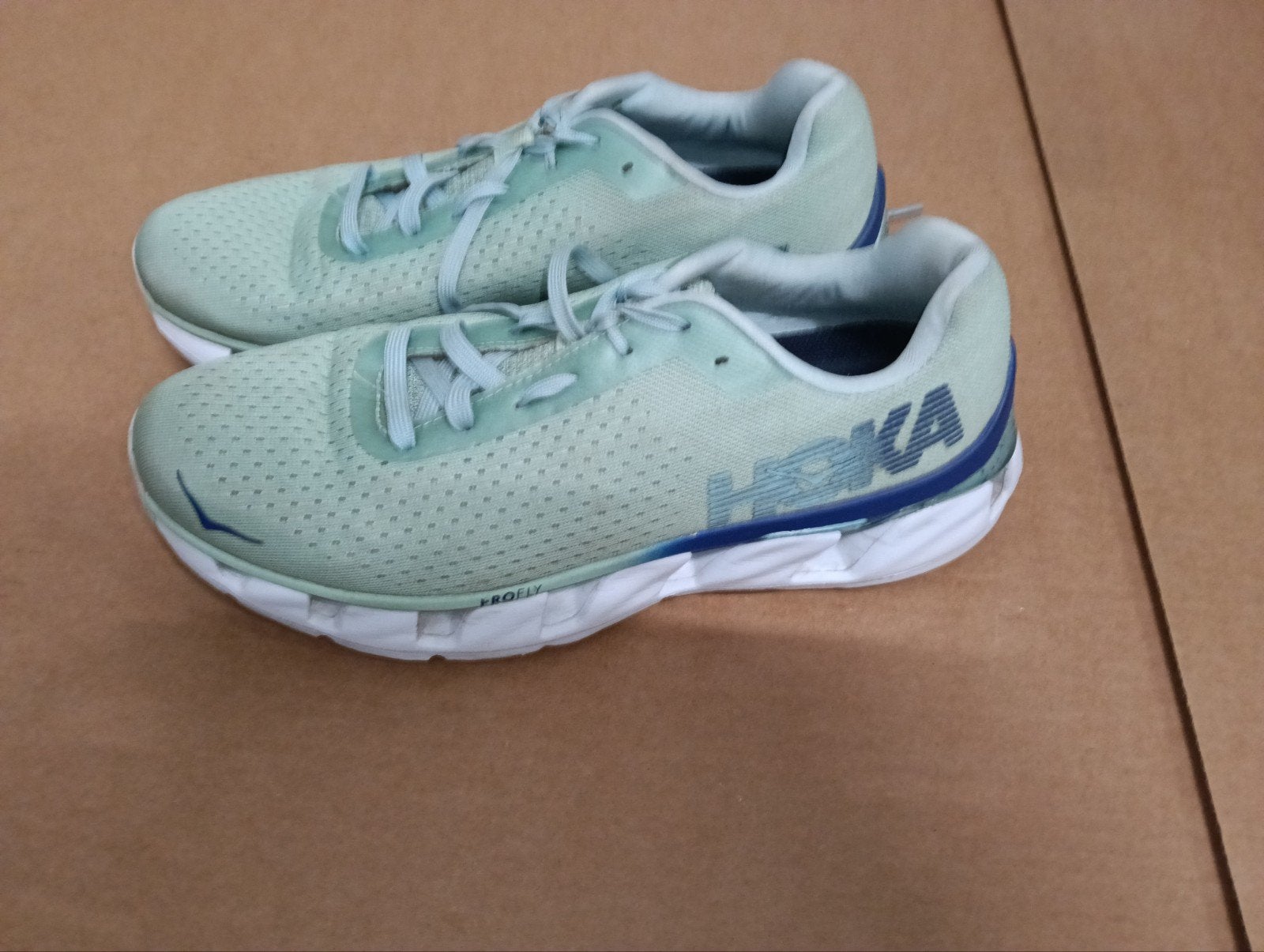 Hoka One One Elevon hardloopschoenen dames maat 42 2/3, Hoka One One, Sportschoenen, Ophalen of Verzenden, Zo goed als nieuw
