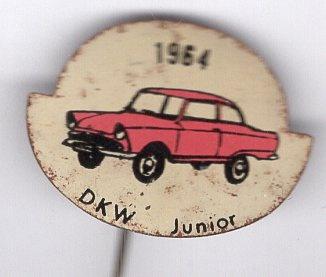 1964 DKW junior rood op blik auto speldje ( A_239 ), Verzenden, Zo goed als nieuw, Transport, Speldje of Pin