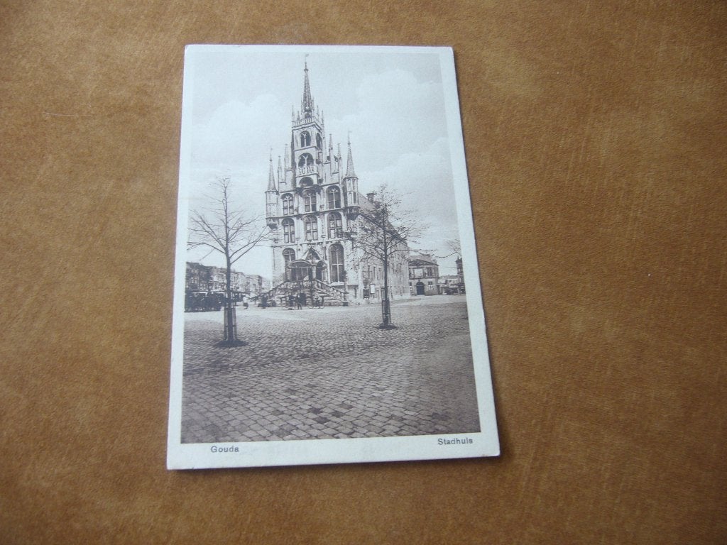 GOUDA   =  STADHUIS    1931, Ophalen of Verzenden, 1920 tot 1940, Gelopen, Zuid-Holland