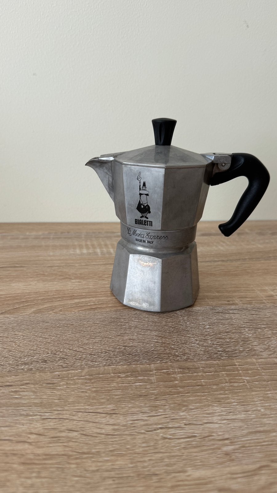 Bialetti Moka Express. Made in Italie., Witgoed en Apparatuur, Koffiezetapparaten, Koffiemachine, Gemalen koffie, Ophalen of Verzenden