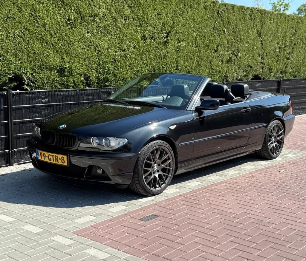 BMW 325Ci Cabrio 2004 — Van Liefhebber voor Liefhebber, Automaat, Achterwielaandrijving, Zwart, Cabriolet