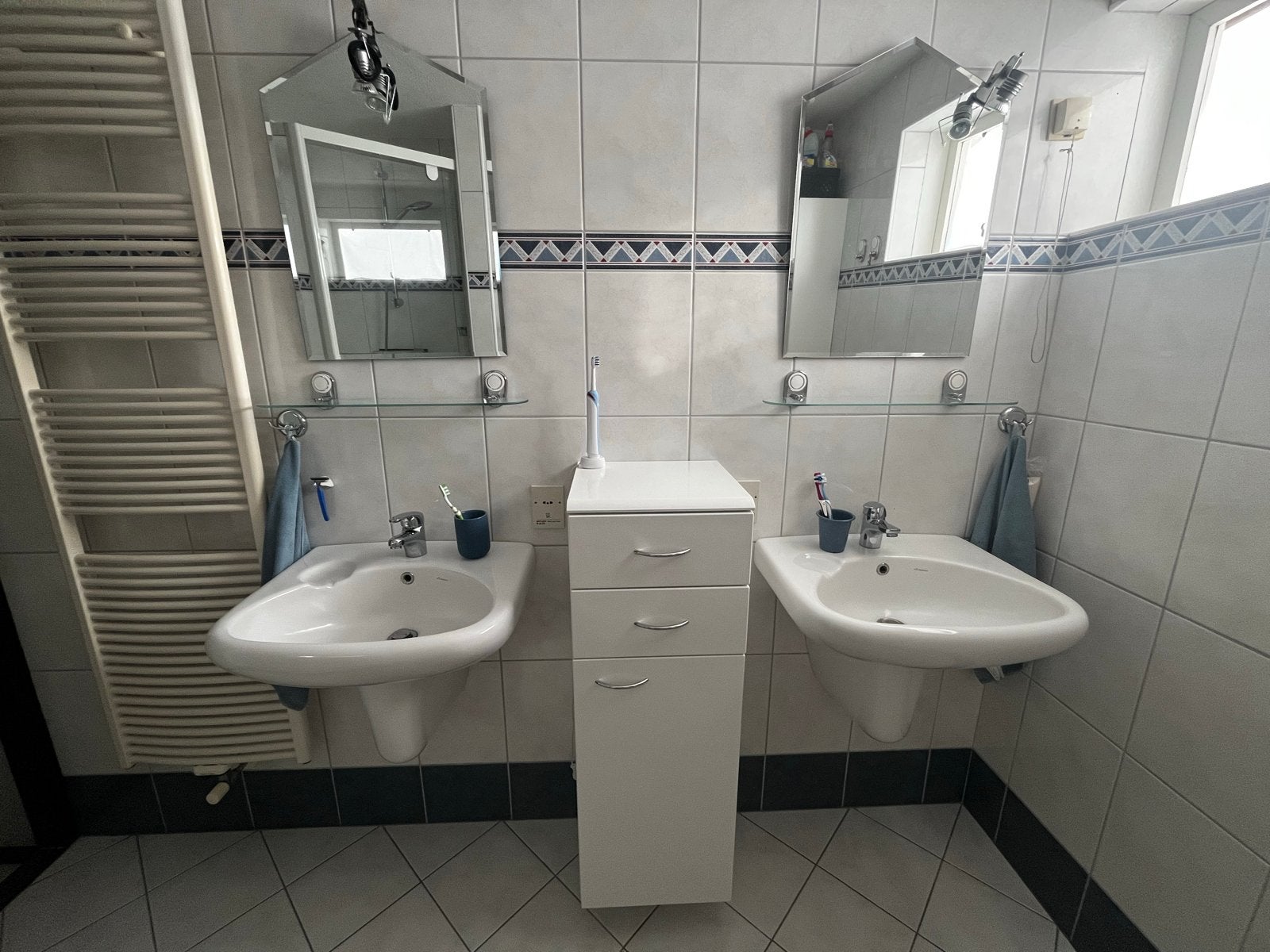2 spiegels voor bv badkamer, Ophalen, Minder dan 50 cm, Gebruikt, Minder dan 100 cm