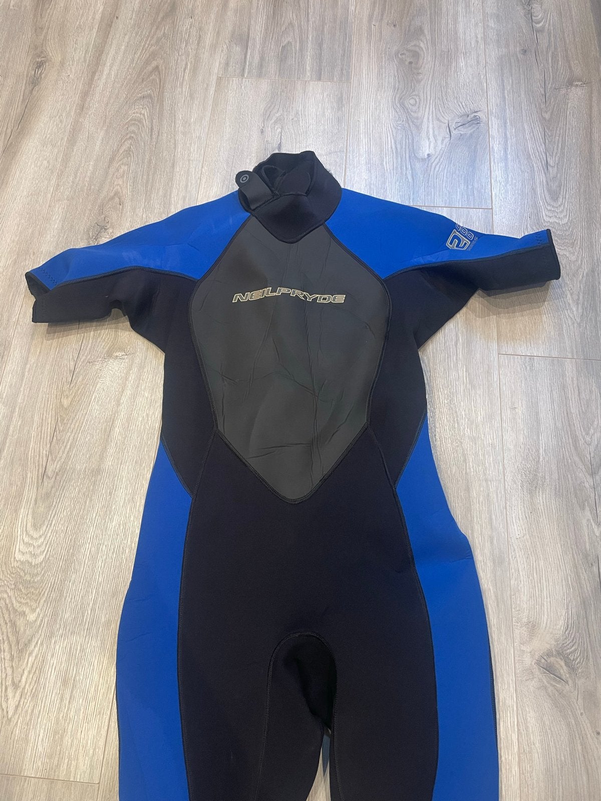 NeilPryde Wetsuit Shirt L/52 - Zo goed als nieuw, Verzenden, Zo goed als nieuw, Heer, Wetsuit