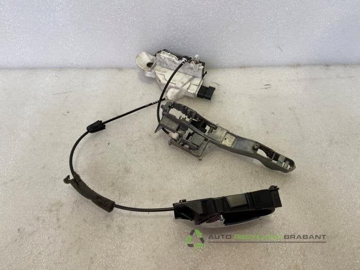 Deurslot Mechaniek 4Deurs links-voor van een Peugeot 308, Gebruikt, -, -, Ophalen of Verzenden