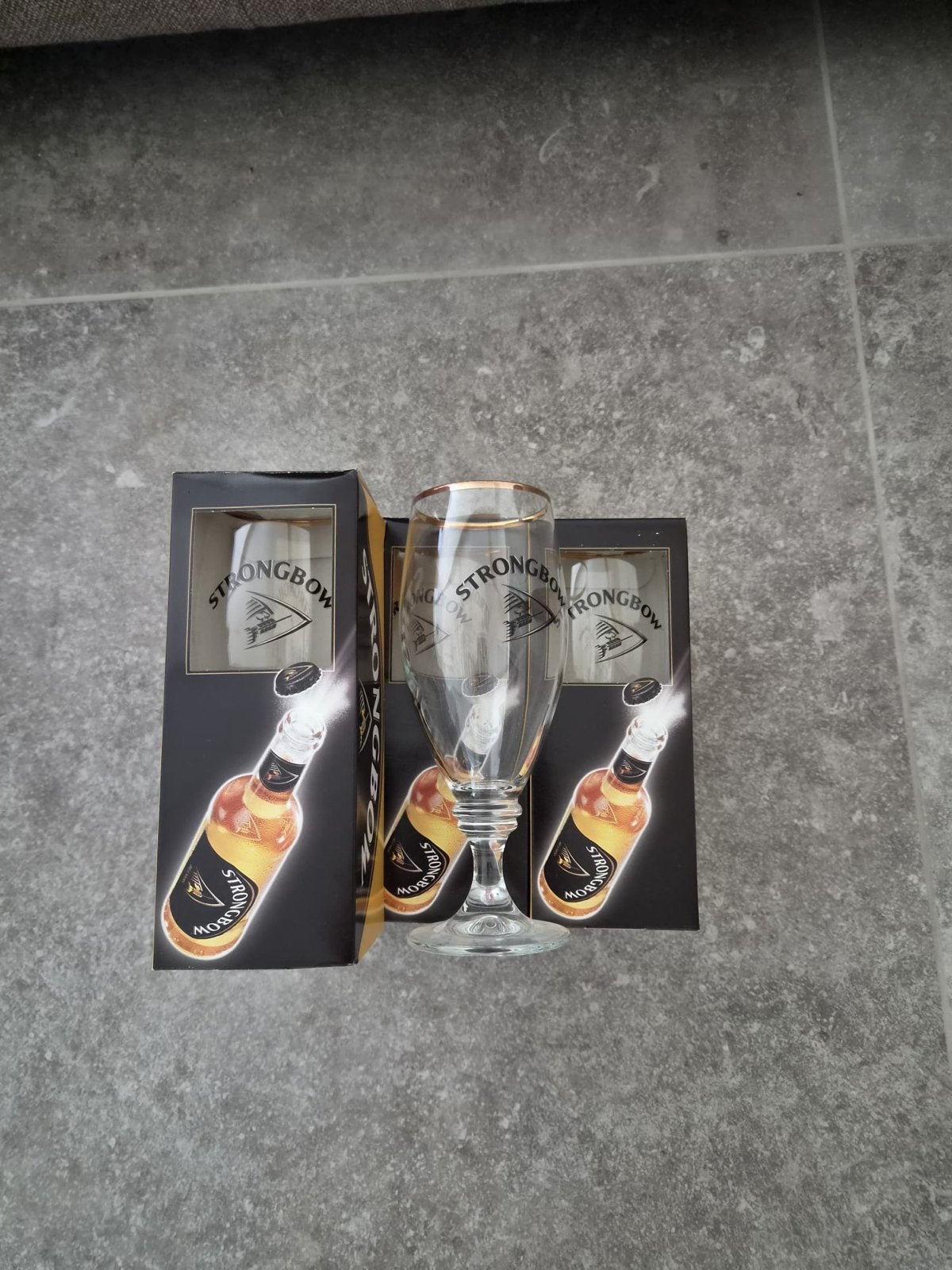 Strongbow Cider Glazen - Nieuw in Doos, Nieuw, Ophalen of Verzenden, Overige merken, Glas