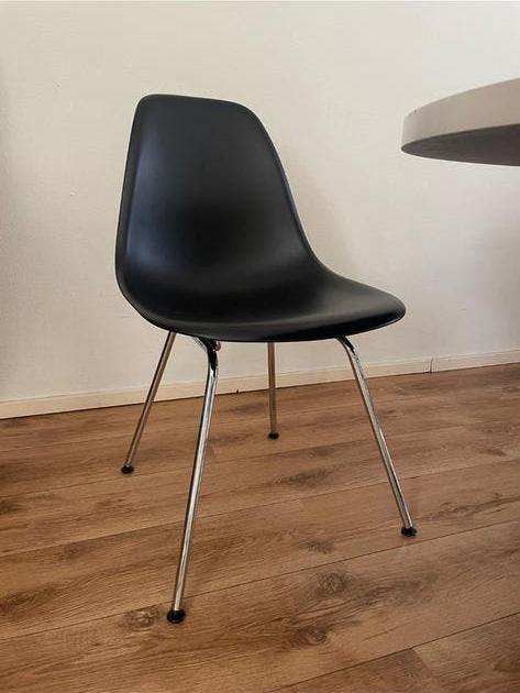 Vitra DSX | Zwart | 1v4 | Eames Bertoia Hay Panton, Ophalen, Kunststof, Zwart, Zo goed als nieuw