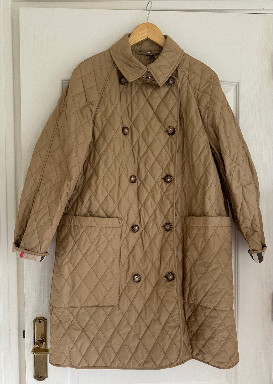 Burberry gewatteerde jas - Nieuw met kaartjes, Ophalen of Verzenden, Nieuw, Maat 46/48 (XL) of groter, Beige