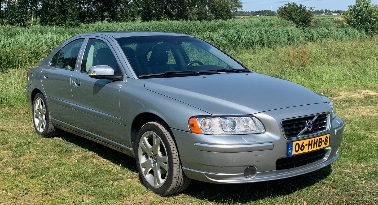 Volvo S60 2.4 140PK 2008 Grijs, Xenon, Voorwielaandrijving, S60, 75 €/maand, Particulier